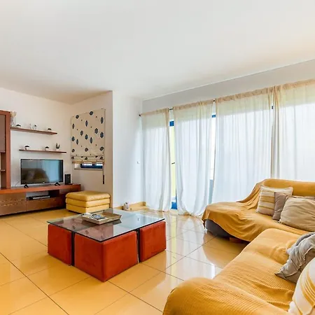 Spacious Duplex By Marina - Sleeps 6 - Homesbyfc Apartamento Albufeira
