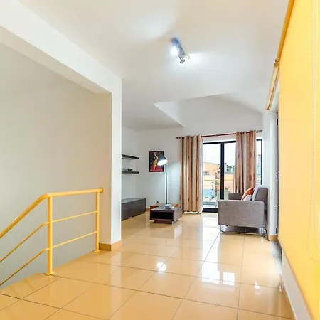 Spacious Duplex By Marina - Sleeps 6 - Homesbyfc Apartamento